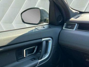 Land Rover Discovery Sport 2.0 TD4 Landmark Auto 4WD Euro 6 (s/s) 5dr