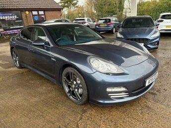 Porsche Panamera 4.8 V8 4S PDK 4WD Euro 5 (s/s) 5dr