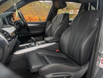BMW X5 XDRIVE40E M SPORT - Harman Kardon Speakers