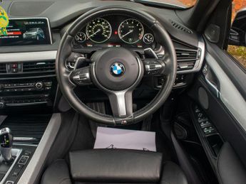 BMW X5 XDRIVE40E M SPORT - Harman Kardon Speakers