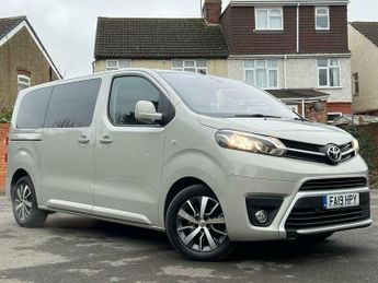 Toyota Verso 2.0D Family Medium MPV Auto MWB Euro 6 (s/s) 5dr (8 Seat)