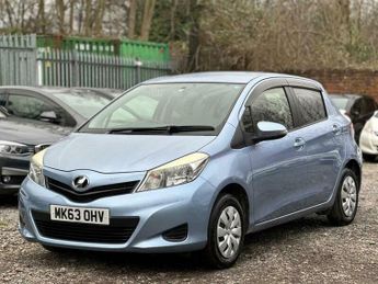 Toyota Yaris 1.0 Dual VVT-i Icon Multidrive Euro5 5dr