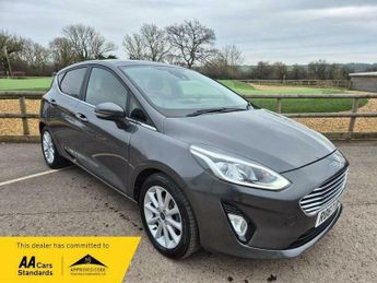 Ford Fiesta 1.0T EcoBoost Titanium Euro 6 (s/s) 5dr