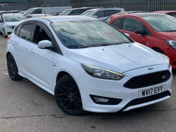 Ford Focus 1.0T EcoBoost ST-Line Euro 6 (s/s) 5dr