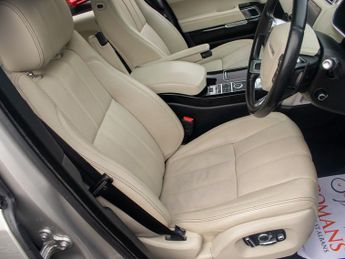 Land Rover Range Rover SDV8 VOGUE SE - Sliding Pan Roof - 22in Alloys