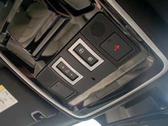 Land Rover Range Rover SDV8 VOGUE SE - Sliding Pan Roof - 22in Alloys