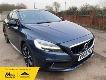 Volvo V40 T3 CROSS COUNTRY PRO