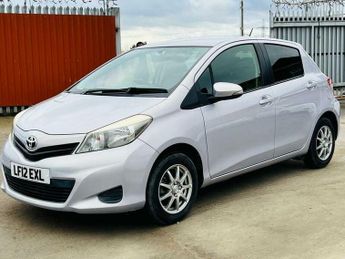 Toyota Yaris 1.33 Dual VVT-i TR Multidrive S Euro 5 5dr