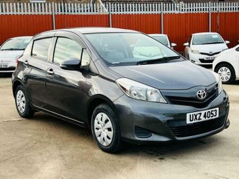 Toyota Yaris 1.33 Dual VVT-i TR Multidrive S Euro 5 5dr