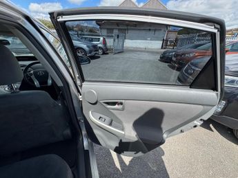 Toyota Prius VVT-I T SPIRIT