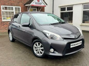 Toyota Yaris 1.5 VVT-h Icon Plus CVT Euro 5 5dr