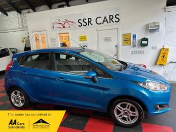 Ford Fiesta 1.25 Zetec Hatchback 5dr Petrol Manual Euro 5 (82 ps)