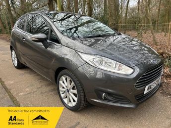 Ford Fiesta TITANIUM 3 Door