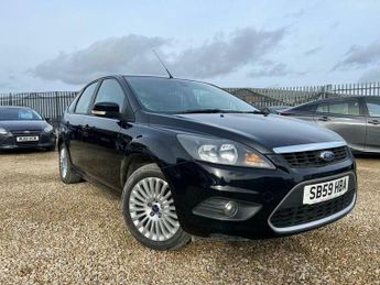 Ford Focus 1.6 Titanium 5dr