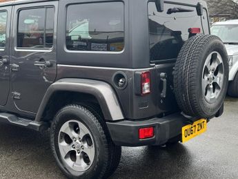 Jeep Wrangler 2.8 CRD Sahara SUV 4dr Diesel Auto 4WD Euro 6 (197 bhp)