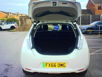 Nissan Leaf TEKNA