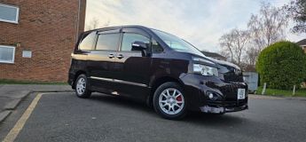 Toyota Voxy X 2.0L PETROL AUTO 8 SEATS 5 DR