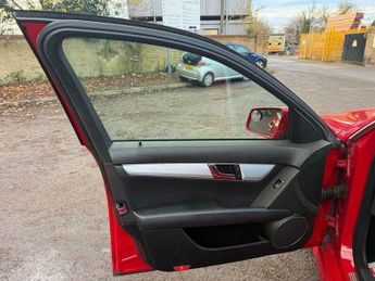 Mercedes-Benz C Class 2.1 C220 CDI Sport Auto Euro 4 4dr