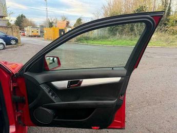 Mercedes-Benz C Class 2.1 C220 CDI Sport Auto Euro 4 4dr