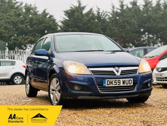 Vauxhall Astra 1.4i 16v SXi Hatchback 5dr Petrol Manual (146 g/km, 89 bhp)