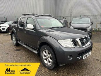 Nissan Navara 2.5 dCi Tekna Auto 4WD Euro 5 4dr