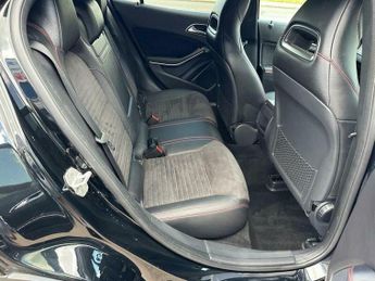 Mercedes-Benz C Class 2.1 GLA200 CDI AMG Line 7G-DCT Euro 6 (s/s) 5dr