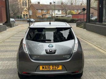 Nissan Leaf 30kWh Tekna Auto 5dr