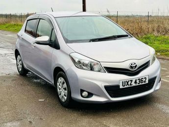 Toyota Yaris 1.33 Dual VVT-i TR Multidrive S Euro 5 5dr