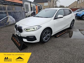 BMW 118 118d SPORT