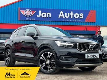 Volvo XC40 2.0 T5 Inscription Pro Auto AWD Euro 6 (s/s) 5dr RedLeather+19Wh