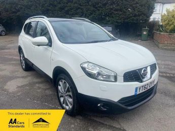 Nissan Qashqai 2.0 Tekna SUV 5dr Petrol CVT 4WD Euro 5 (140 ps)