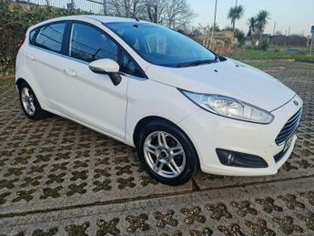 Ford Fiesta 1.0T EcoBoost Zetec Euro 5 (s/s) 5dr