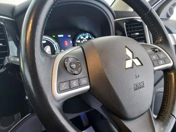 Mitsubishi Outlander PHEV GX 4HS