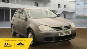 Volkswagen Golf MATCH FSI 115