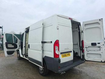 Peugeot Boxer BLUE HDI 335 L2H2 PROFESSIONAL P/V