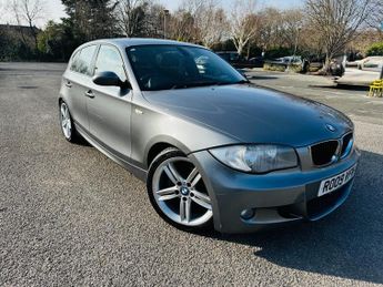 BMW 118 118d M SPORT