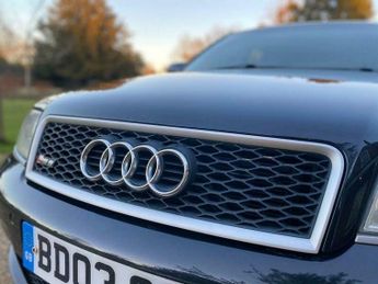 Audi RS6 4.2 quattro 5dr