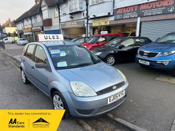 Ford Fiesta 1.25 Style Hatchback 5dr Petrol Manual (147 g/km, 74 bhp)