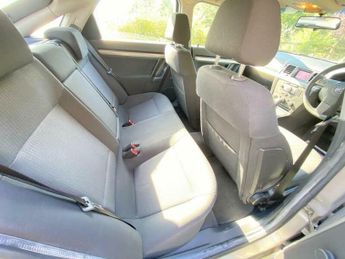Vauxhall Vectra 1.9 CDTi 16v Exclusiv 5dr