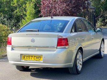 Vauxhall Vectra 1.9 CDTi 16v Exclusiv 5dr