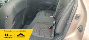 Nissan Qashqai 2.0 Acenta CVT 5dr