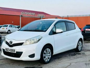 Toyota Yaris 1.33 Dual VVT-i TR Multidrive S Euro 5 5dr