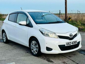 Toyota Yaris 1.33 Dual VVT-i TR Multidrive S Euro 5 5dr