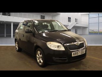 Skoda Fabia 1.6 16V 2 Hatchback 5dr Petrol Manual (165 g/km, 105 bhp)