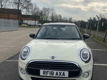 MINI Hatch 1.5 Cooper Euro 6 (s/s) 5dr