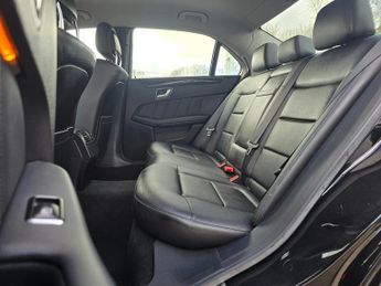 Mercedes-Benz E Class 2.1 E300dh BlueTEC G-Tronic+ Euro 5 (s/s) 4dr