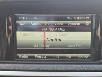 Mercedes-Benz E Class 2.1 E300dh BlueTEC G-Tronic+ Euro 5 (s/s) 4dr