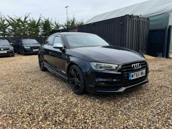 Audi A3 1.4 TFSI CoD S line Euro 6 (s/s) 4dr (Nav)