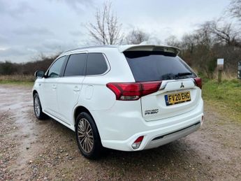 Mitsubishi Outlander PHEV REFLEX PLUS COMMERCIAL
