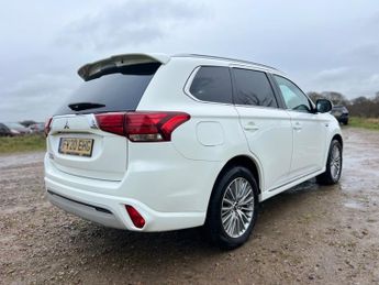 Mitsubishi Outlander PHEV REFLEX PLUS COMMERCIAL